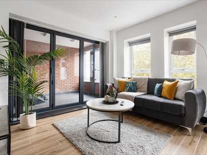2 Bed Flat, High Road, N12