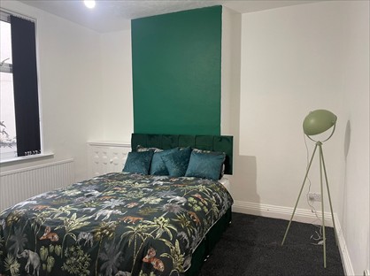 Room in a Shared Flat, Chorley Old Road, BL1