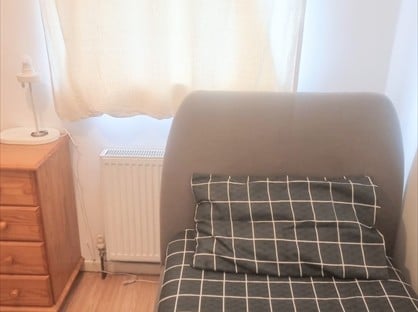 Room in a Shared Flat, Poynders Gardens, SW4