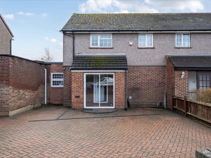 4 bed semi-detached house for rent in 4 Bed Semi-Detached House, Cippenham Lane, SL1