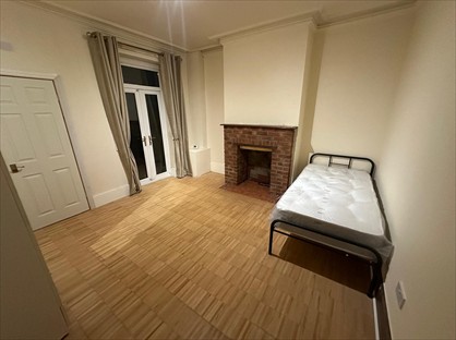 Room in a Shared House, Balby Road, DN4