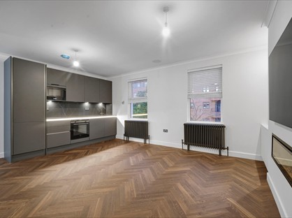 2 Bed Flat, Pembroke Road, W8