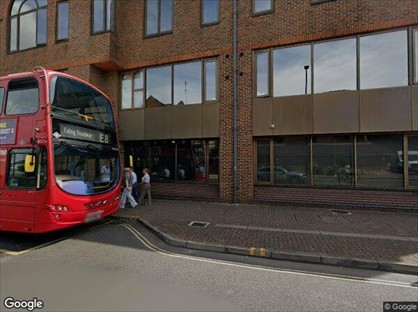 1 Bed Flat, Somerville House, TW3