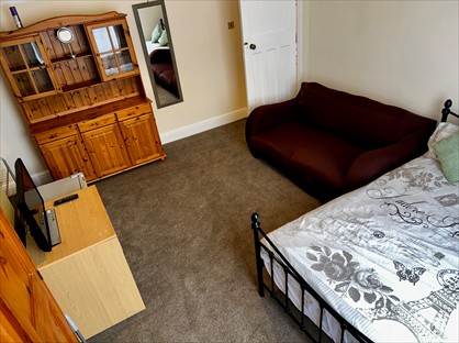 Room in a Shared Flat, Edgware, HA8