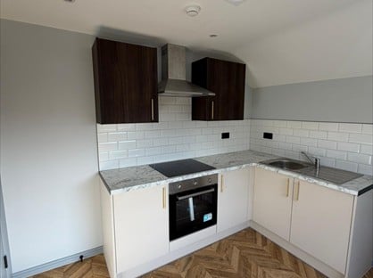 Studio Flat, Southwell Road, SE5