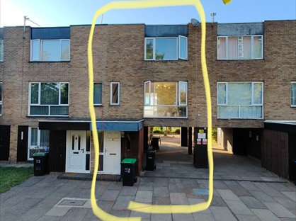 2 Bed Terraced House, Turnpike Link, CR0