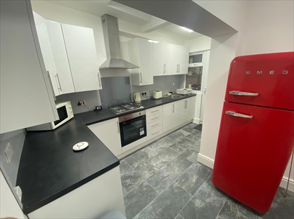 2 Bed Terraced House, Francis Avenue, IG1