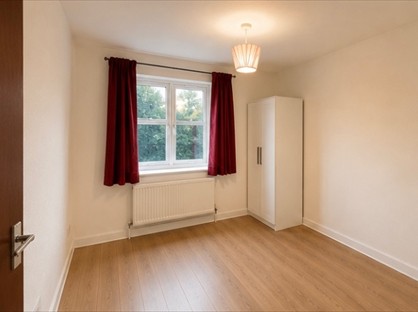 2 Bed Flat, Whittle Close, E17