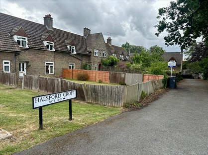 3 Bed Detached House, Halsford Croft, RH19