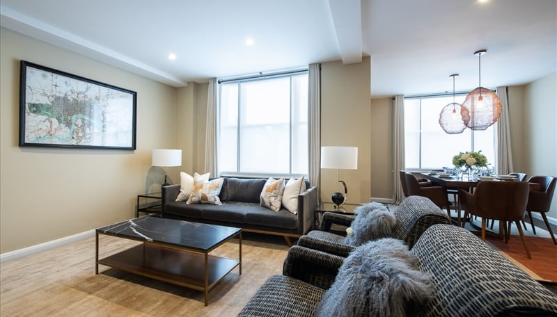 3 Bed Flat, Hill St, W1J, N1 7GU