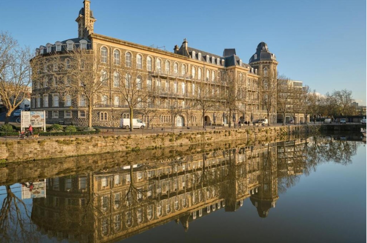 2 Bed Flat, Guinea St, BS1