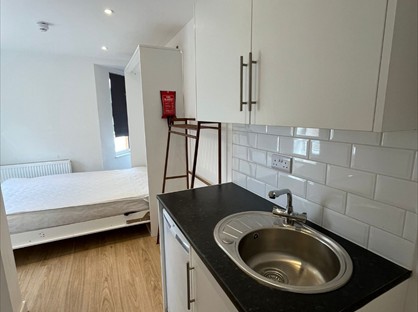 Room in a Shared House, Alma Road, BH9