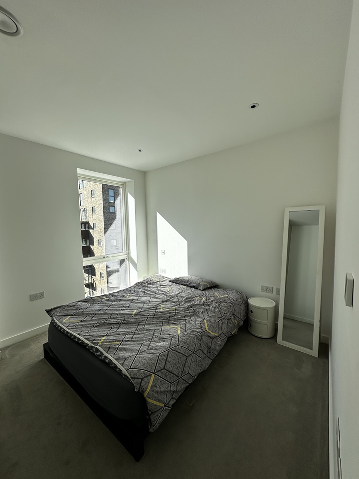Room in a Shared Flat, Wyndham Road, SE5