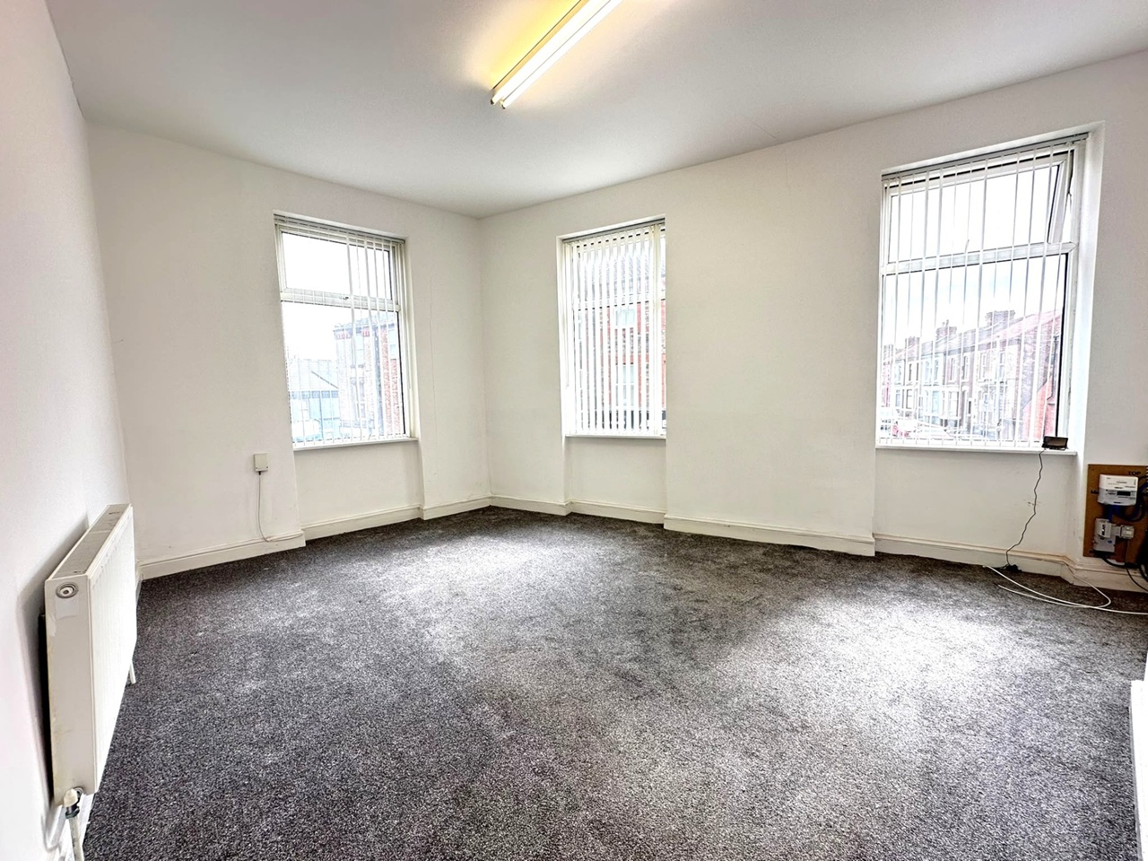2 Bed Flat, Anfield, L4 photo 2