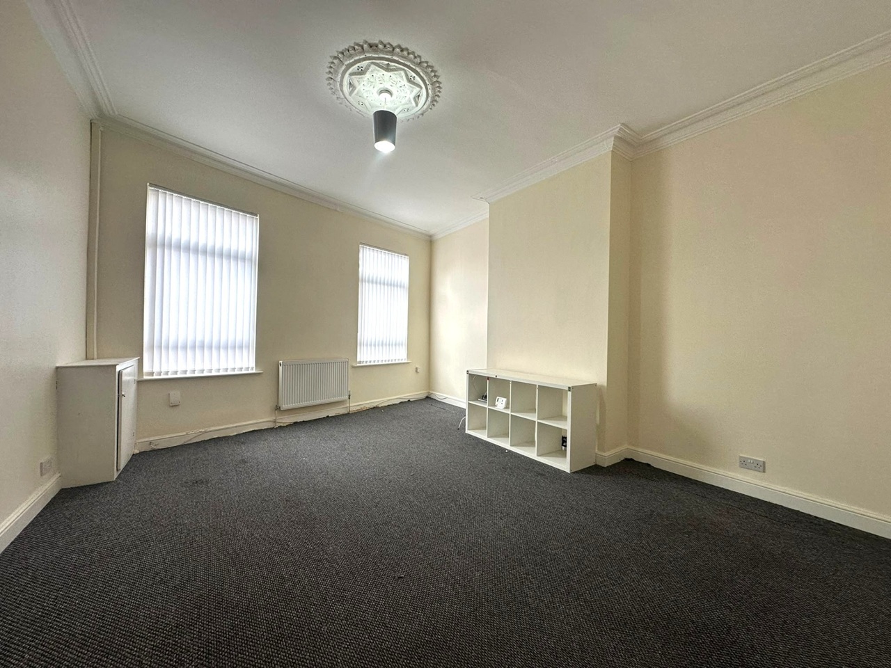 2 Bed Flat, Anfield, L4 photo 2