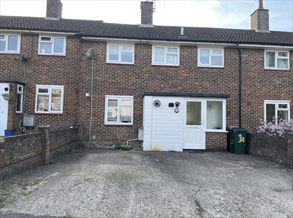 3 bed terraced house for rent in 3 Bed Terraced House, Spring Plat, RH10