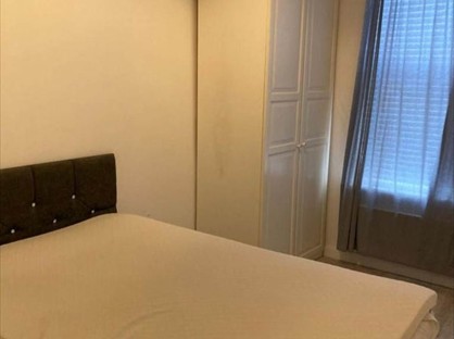 Room in a Shared House, South Croxted Road, SE21