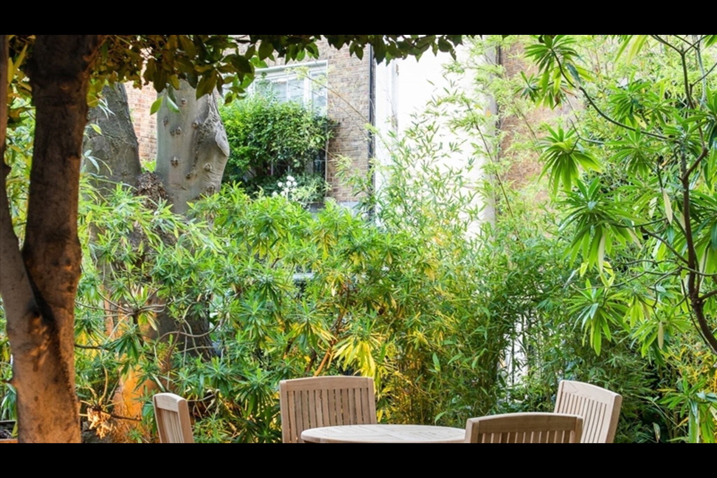 Additional image 4 of 1 Bed Flat, Hill St, W1J, N1 7GU