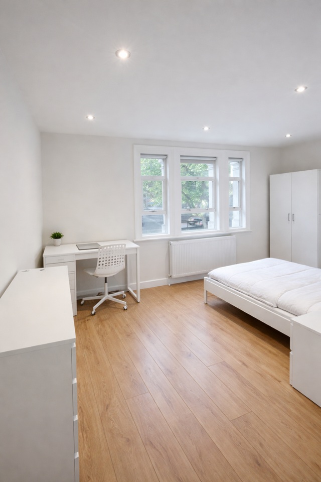 Additional image 3 of 4 Bed Flat, Euston Road, NW1, N1 7GU