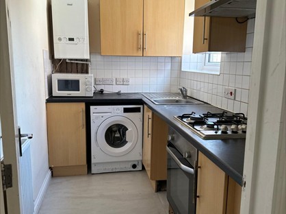 1 bed flat/apartment for rent in 1 Bed Maisonette, Church Lane East, GU11