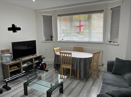 2 Bed Flat, Duncan Court, N21