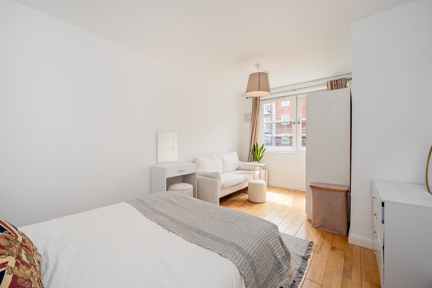 Room in a Shared Flat, Wimborne House, NW1 photo 3