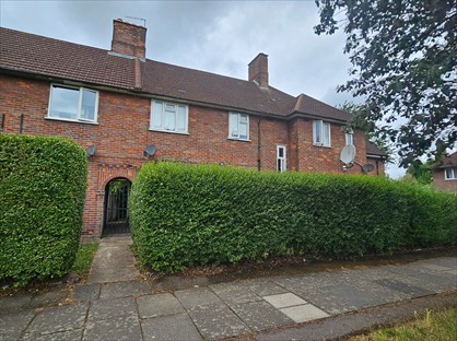 Studio Flat, Waltheof Gardens, N17