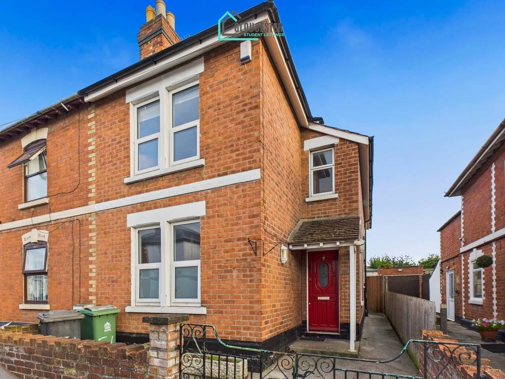 3 Bed Semi-Detached House, Howard St, GL1