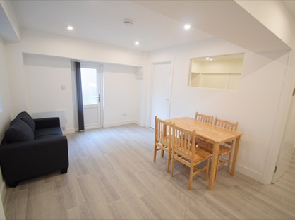 1 Bed Flat, Central Hill, SE19