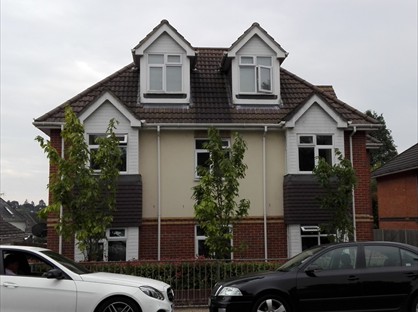 2 Bed Flat, Wimborne Road East, BH22