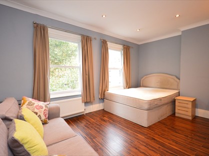3 Bed Flat, Ford Square, E1