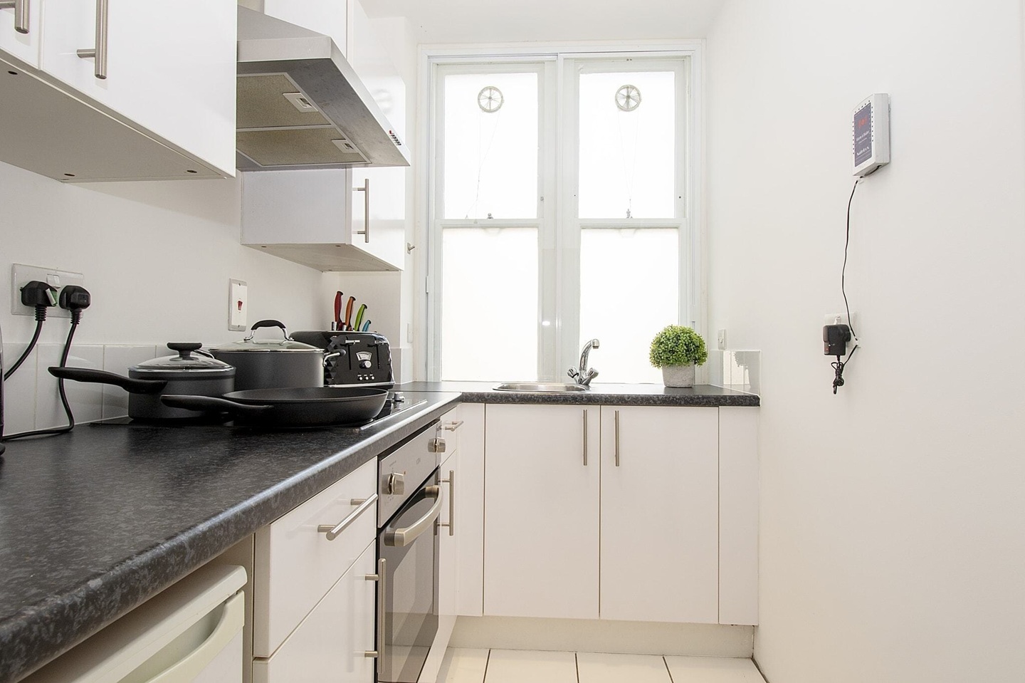 Additional image 2 of 1 Bed Flat, Hill Street, W1J, N1 7GU