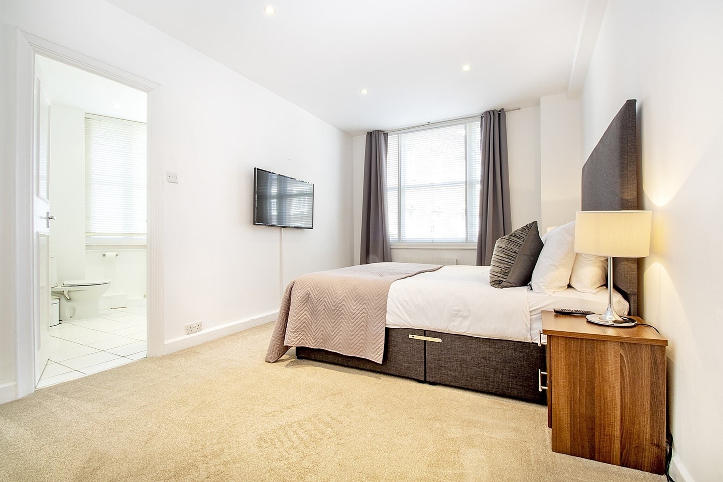 Additional image 13 of 1 Bed Flat, Hill Street, W1J, N1 7GU