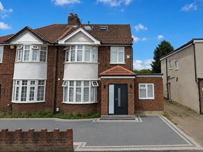 Studio Flat, George Lane, SE13