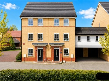 4 bed semi-detached house for rent in 4 Bed Semi-Detached House, Broadhurst Place, SS14