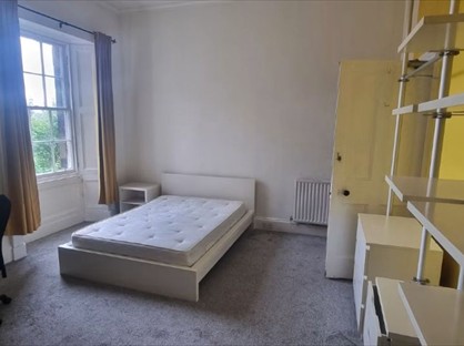 6 Bed Flat, Edinburgh, EH8
