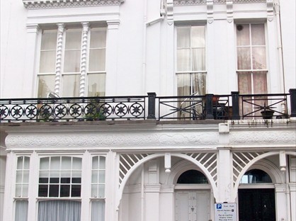 2 Bed Flat, Compton Avenue, BN1