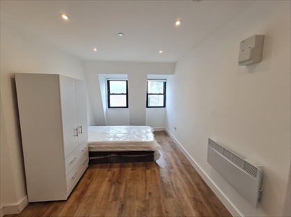 Studio Flat, Parkhurst Court, N7