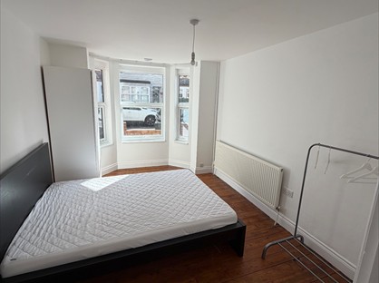 1 Bed Flat, Norfolk Road, RG30