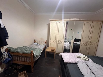 Room in a Shared House, Winchester Road, IG1
