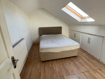Room in a Shared House, Worsley Road, M30
