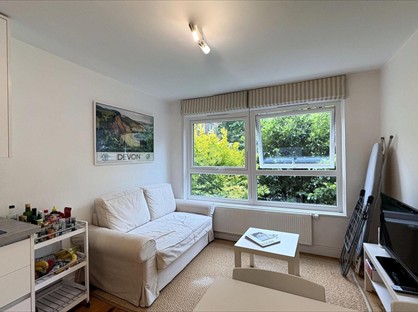 2 Bed Flat, Henderson Drive, NW8