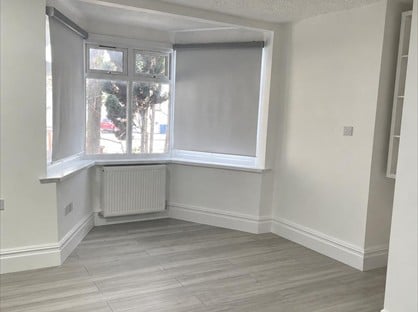Studio Flat, Merlin Crescent, HA8