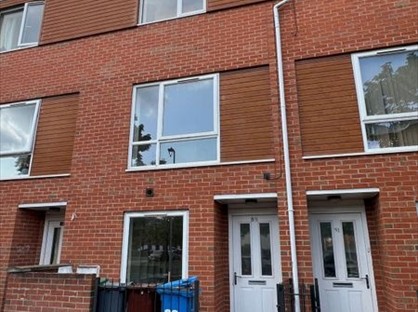 3 Bed Terraced House, Markfield Avenue, M13