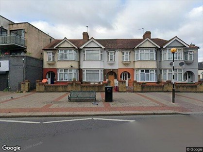 4 Bed Detached House, Green St, E7