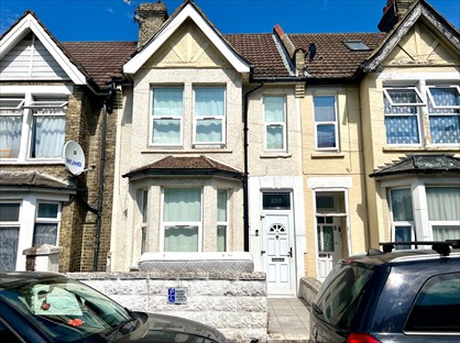 5 Bed Terraced House, Canterbury St, ME7