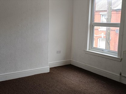 2 Bed Terraced House, Bearmore Road, B64