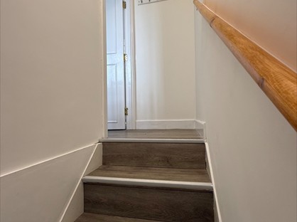 Studio Flat, Croydon Road, BR3