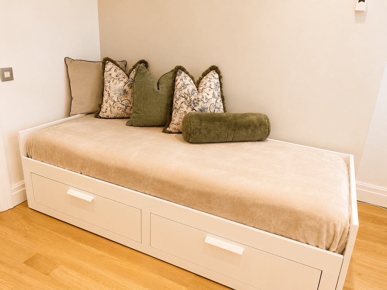 3 Bed Flat, Sheldon Square, W2 photo 3