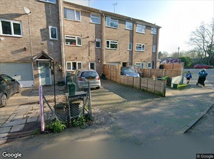 Room in a Shared House, Bourne Court, CO2
